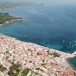 Onirozo Private * Koróni