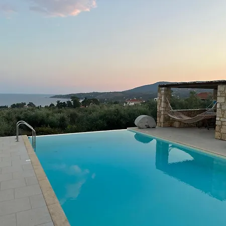 Onirozo Private Villa *